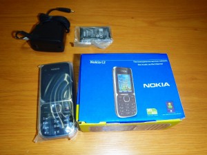 携帯電話 NOKIA C2-01