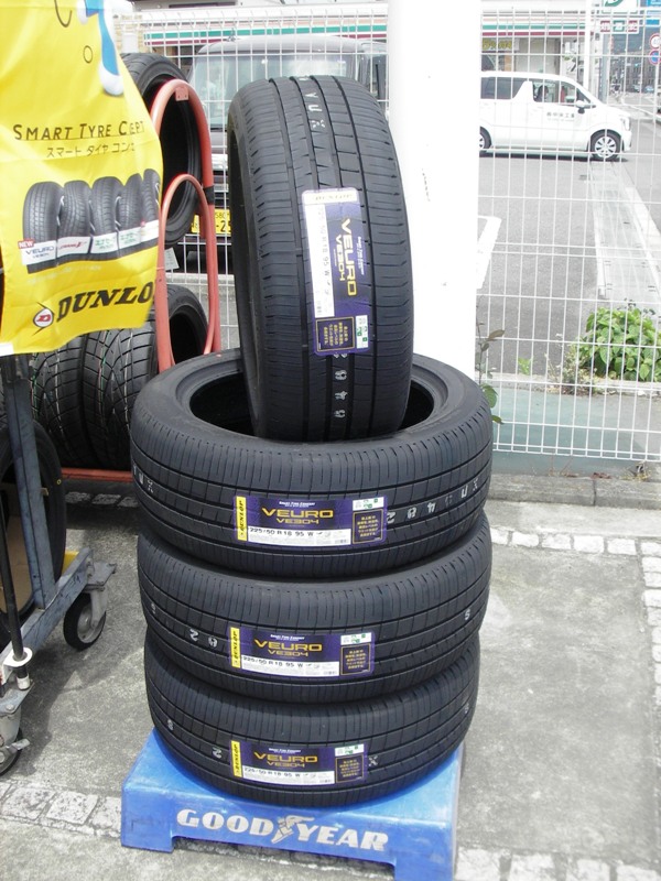 競売-235/65R18 ダンロップ VEURO ビュー•ロ VE304：タイヤ＆ホイール